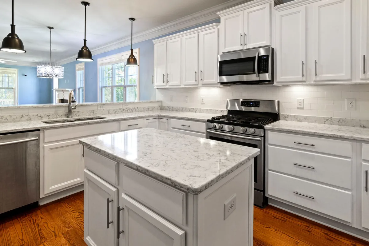 Filth & Squalor Cleanup in East Farmingdale, NY